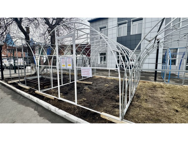 Теплица Кормилица 4х3х2,1м Суперусиленная, окрашенная, 2 двери