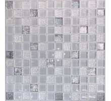 VESTA WHITE мозаика стеклянная чип 23х23х8 мм лист 300х300 мм на сетке(11шт/кор)