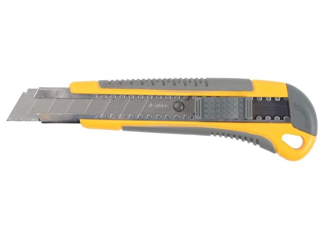 Нож технический, 18 мм, KS-18A усиленный, металлическая направляющая, прорезиненный, Stayer