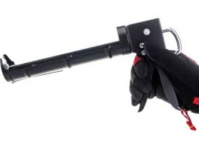 Пистолет для герметика полукорпусный усиленный Pressor 