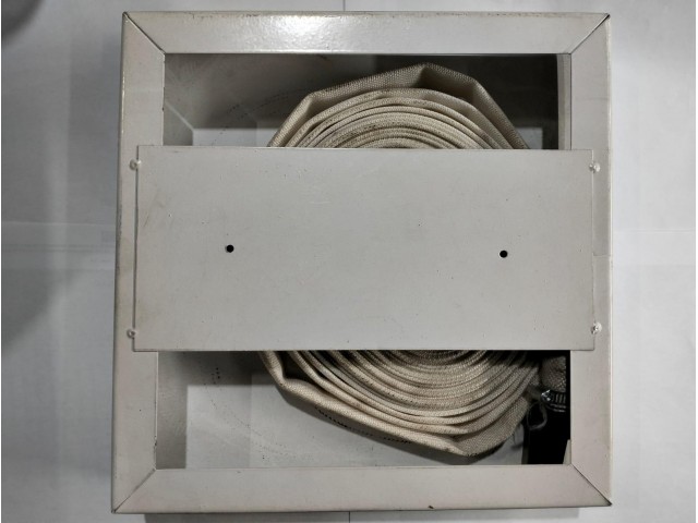 Устройство внутриквартирного пожаротушения (19 рукав, в металлическом шкафу)